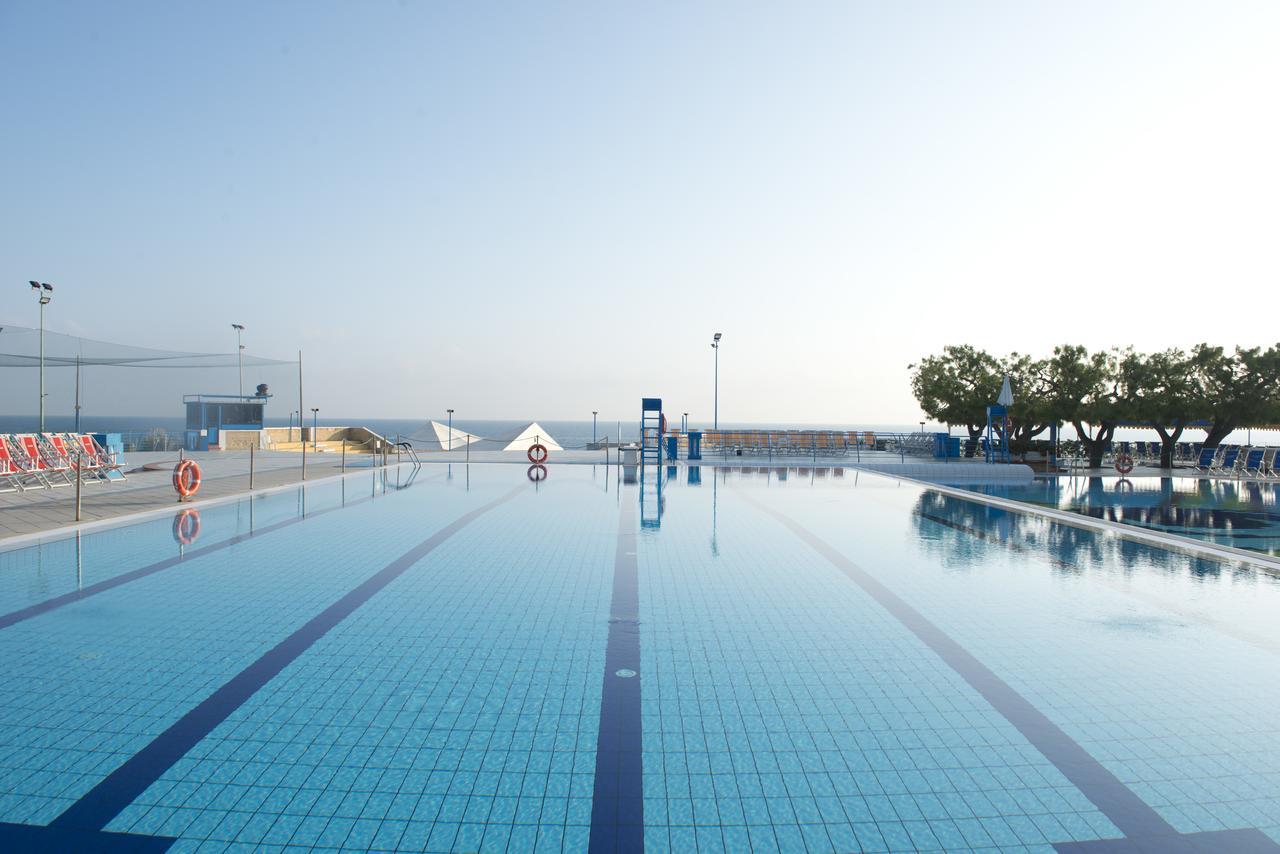 Corvino Resort Monopoli Buitenkant foto